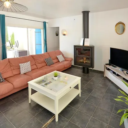 Nice In With 5 Bedrooms, Jacuzzi And Outdoor Swimming Pool Ceyreste
